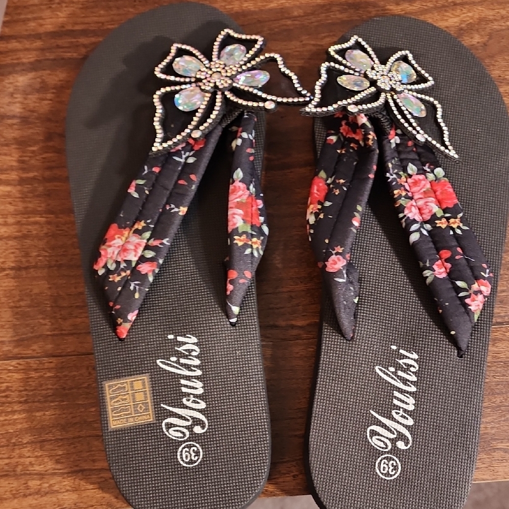 Black Floral Women's Sandals